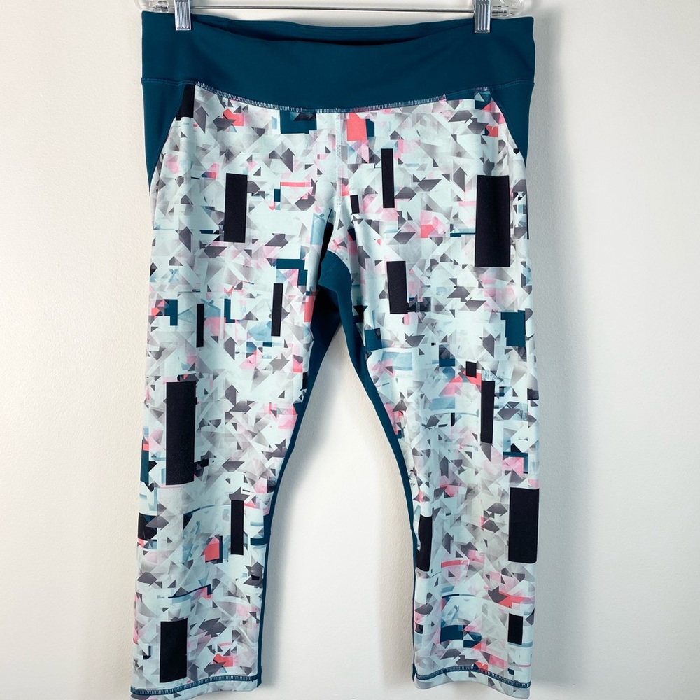 Under Armour Cropped Capri Leggings Heat Gear X-Large Teal Blue Green Print UA